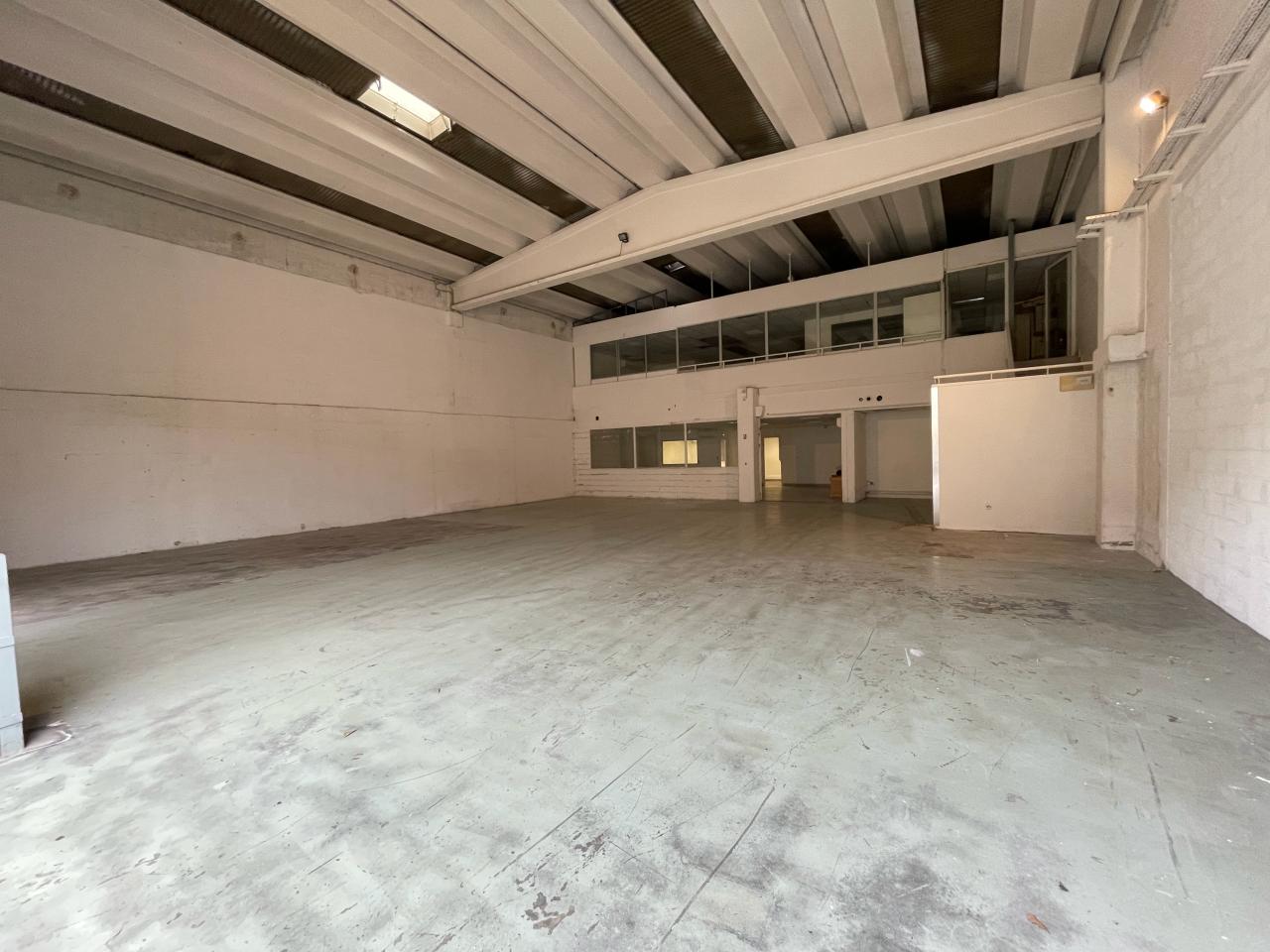 Local d'activité Antibes 481m² Location local d'activité Antibes Alpes-Maritimes OLACT2314472 3